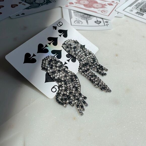 ♥️ Garavani style crystal pendant earrings, clear gunmetal black contrast dangle - Picture 6 of 16